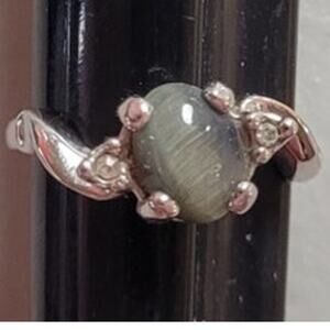 Vtg 18KT HGE Gray Cat’s Eye Ring Silver Tone Open Back Setting Size 5 3/4 5.75